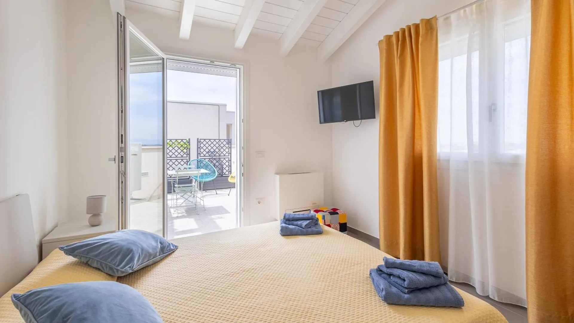 Bcolors Rooms, Selargius Is Corrias Pirri Italia